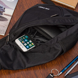 Plecak sportowy mały lekki na ramię pojemny