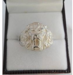 Srebrny sygnet,głowa lwa męski srebro 0,925
