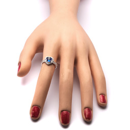 Pierścionek Srebrny z Szafirowym Sercem