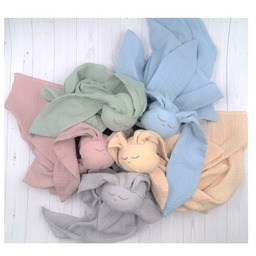 Baby in World Hug Me Bunny pieluszka muślinowa