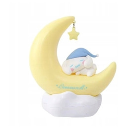 Lampka nocna LED Cinnamoroll na księżycu, figurka świetlna