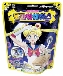 Sailor Moon Moonpower Milk Tea, wafeleki + naklejki