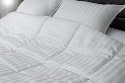 blanrêve Ciepły satynowy w paski-400g/m  -260x240 cm