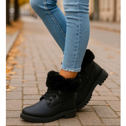 Czarne dziewczęce trapery z futerkiem