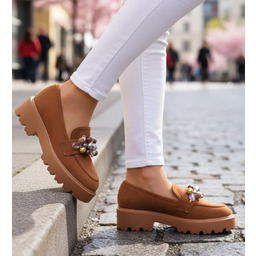 Karmelowe półbuty loafersy na platformie camel