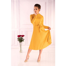 Żółta Plisowana Sukienka z Zabudowanym Dekoltem