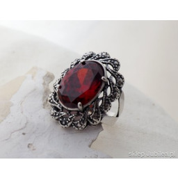 CASTELLON - srebrny pierścień z granatem