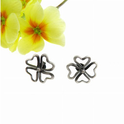 Koniczynka III - kolczyki srebrne na sztyftach