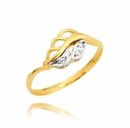 Pierścionek zaręczynowy z cyrkoniami