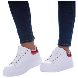 Sznurowane białe trampki na platformie