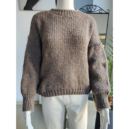 Moherowy sweter z szerokimi rękawami - kakao One