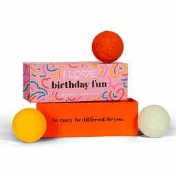 Birthday Fun zestaw kul do kąpieli 3x150g