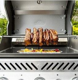 Grill gazowy Napoleon Rogue 425 RSB z palnikiem