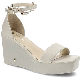 Beżowe Sandały Carinii Eleganckie Skórzane Buty