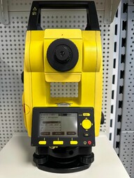 Leica Tachimetr elektroniczny BUILDER R200M