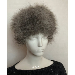Prezent Extra Dla Babci Futrzana Czapka Toczek