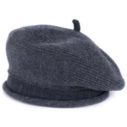Beret Niebanalny