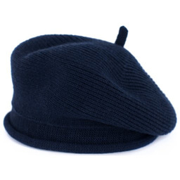 Beret Niebanalny