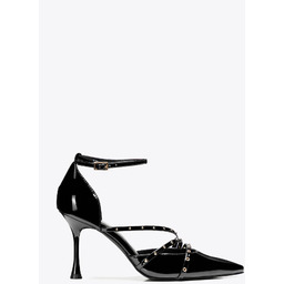 Szpilki damskie z lakierowanej ekoskóry z ćwiekami czarne