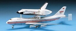 Academy, Space Shuttle747 Transport, Model do sklejania, 12+