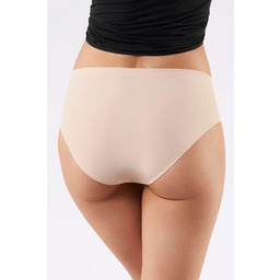 Bezszwowe figi Simple panty beżowe.