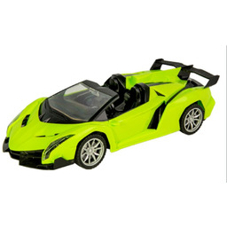 Sportowy samochód wyścigowy sterowany radiem zielony