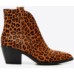 Damskie kowbojki z naturalnego włosia w panterkę brązowe