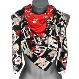 Chusta damska DUŻA 130x130 satynowa w KWIATY STOKROTKI