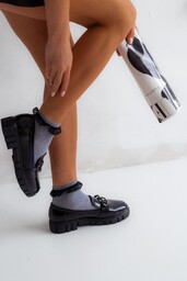 Skarpetki damskie bawełniane z koronkowym czarnym wykończeniem szare