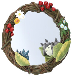 Lustro Ghibli - Flowrs Garland Totoro (My Neighbor