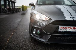 Voucher kwotowy na jazdę super autem Fastline Supercars