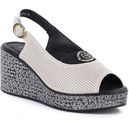 Skórzane sandały damskie na koturnie ażurowe beżowe S.Barski