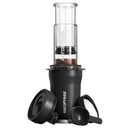 AeroPress Zaparzacz do kawy Go Plus z kubkiem