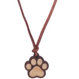 Kocia łapka - drewniany wisiorek na rzemyku