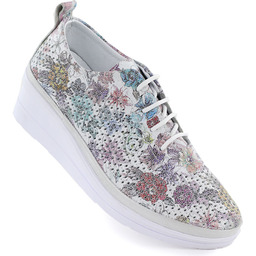 Skórzane półbuty damskie sportowe na koturnie ażurowe T.Sokolski