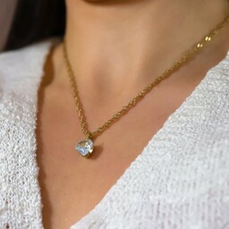 Naszyjnik złoty zawieszka kryształowe serce ze stali chirurgicznej