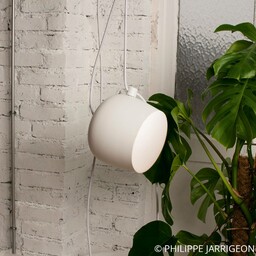 FLOS Aim Small lampa wisząca LED, biała