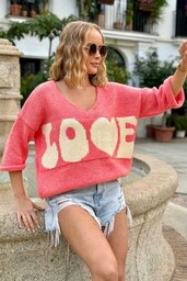 Sweter z napisem Love - koralowy One size