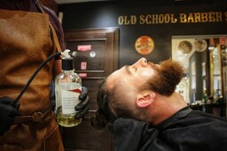 Pielęgnacja brody i włosów w OLD SCHOOL BarberShop