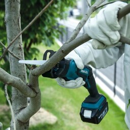 MAKITA Piła szablasta DJR183Z
