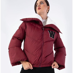 Damska kurtka oversize z kołnierzem podszytym sztucznym barankiem