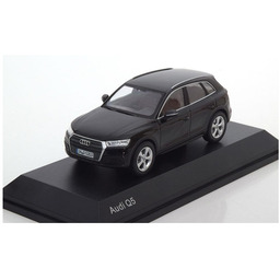 Spark Model Audi Q5 2016 Myth Black 1:43