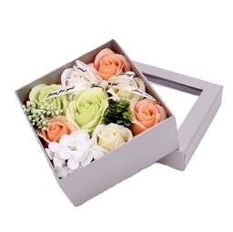 Flower Box Mydlane Róże Kwiaty Na Prezent Dzień