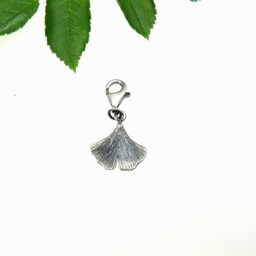 Charm- Miłorząb mini szary
