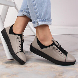 Skórzane lekkie półbuty damskie wsuwane szare T.Sokolski W26-151