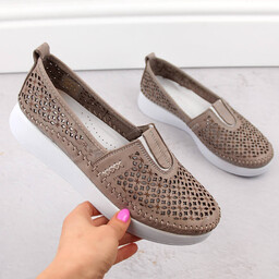 Skórzane półbuty damskie wsuwane ażurowe beżowe T.Sokolski 0712