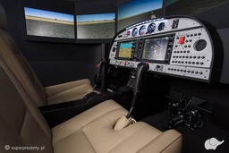 Symulator lotu Diamond DA 40/42 w Warszawie