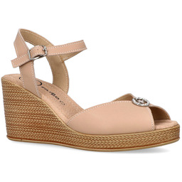 Lekkie sandały na koturnie - FILIPPO DS6026/24 BEŻOWE