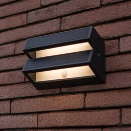 LUTEC Kinkiet zewnętrzny LED z panelem słonecznym BARLO,