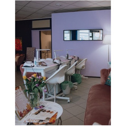 Zabieg manicure hybrydowy Lublin